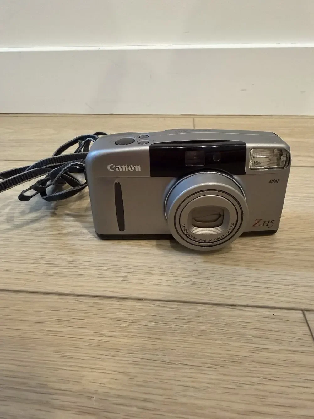 Canon Sure Shot Z115 35mm Film Camera Working